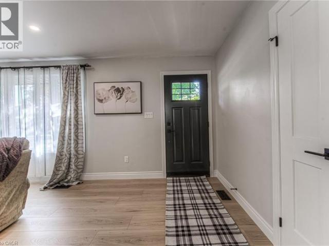 32 COLBORNE Street Unit# A, Elora, Ontario, N0B1S0