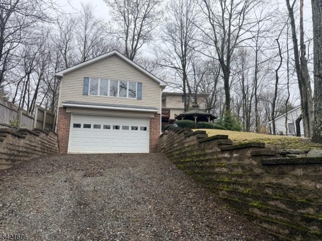 32 Clayton Rd
