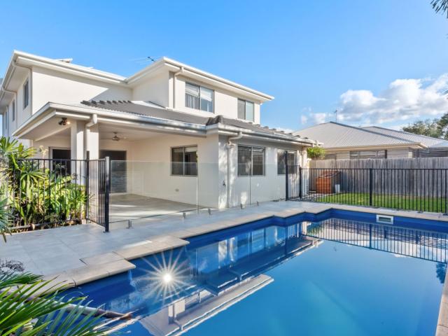 32 Clearwater Crescent, MURRUMBA DOWNS, QLD 4503