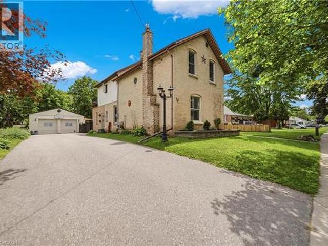 32 Clench Avenue, Brantford, ON, N3T 1B6 house for sale | Listing ID 40844 | Royal LePage