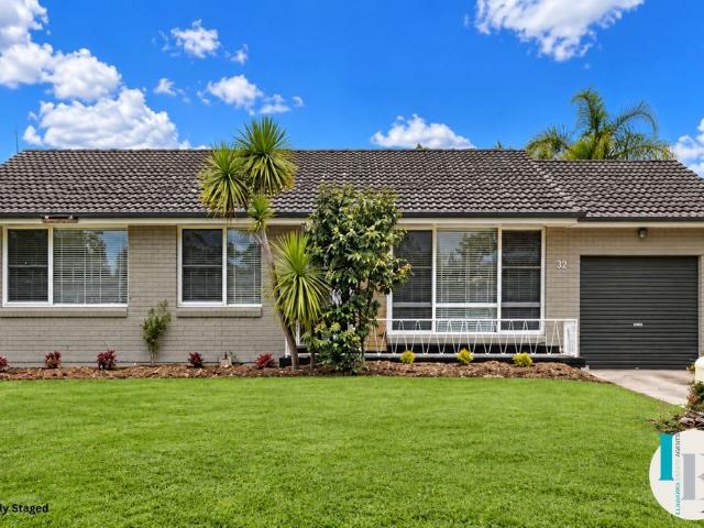 32 craig crescent, dapto nsw 2530