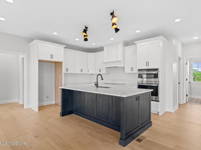 32 Dalton Dr