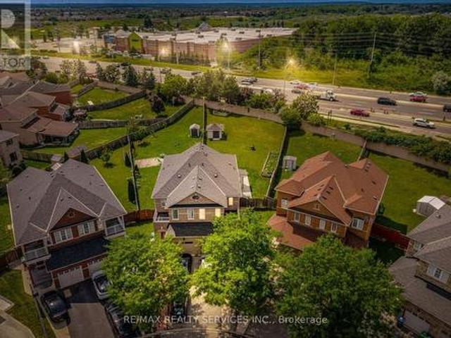 32 Deepcoral Court, Brampton, ON, L6V 4P7 house for sale | Listing ID W13547 | Royal LePage