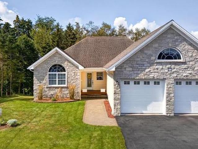 32 Deerview Crescent, Salmon River, NS, B2N 6P6 house for sale | Listing ID 202622 | Royal LePage