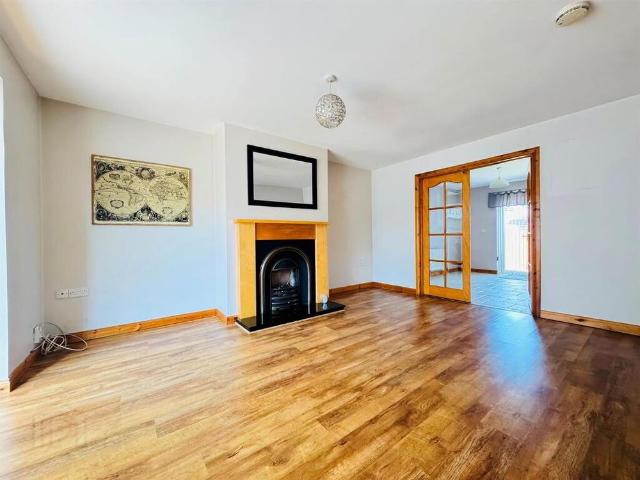 32 Derrymore Avenue, Glengormley, Newtownabbey, BT36 7AA