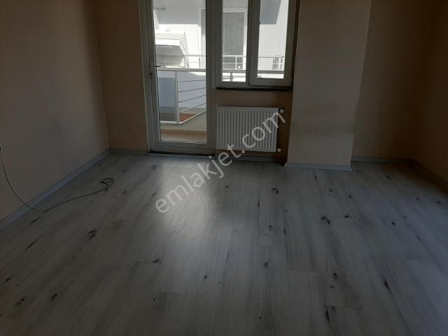 3+2 Dublex Asansörlü Çanakkale Parion Otel Karşısı 120 M2