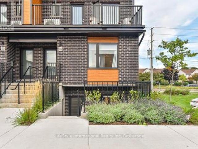 32 Duggan Lane, Guelph Clairfields/Hanlon Business Park, ON, N1L 0R2 townhouse for sale | Listing ID X13861 | Royal LePage
