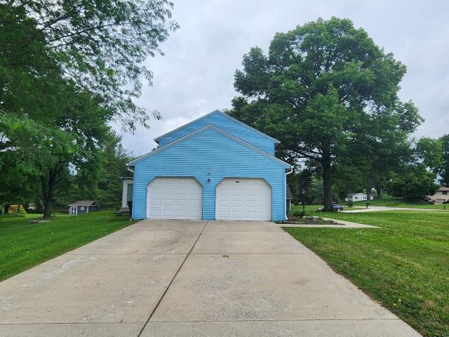 32 Edgelea Drive