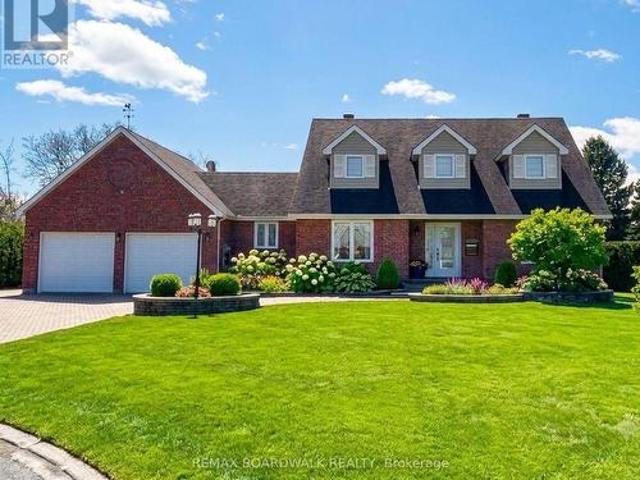32 Faucher Boulevard, Casselman, ON, K0A 1M0 house for sale | Listing ID X13536 | Royal LePage