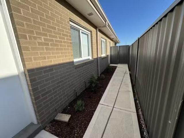 32 Footwall Road, GILLIESTON HEIGHTS Townhouse for rent Liste.