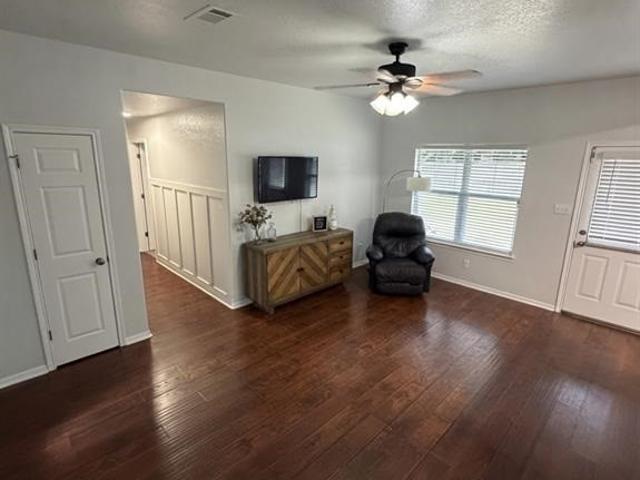 32 Golden Poppy Loop