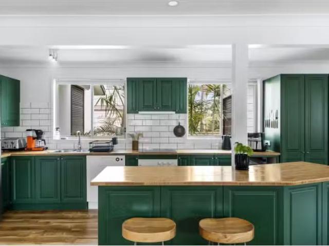 32 Gleeson Crescent, Bellambi House for rent Listed by Mia At.