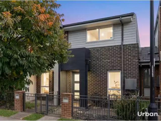 32 Greygum Terrace, MARSDEN PARK House for rent Listed by Tor.