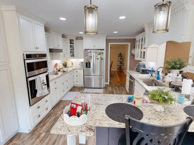 32 Green Oak Circle