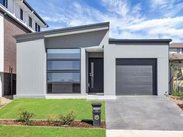 32 Hadleywood Street, Box Hill, NSW 2765