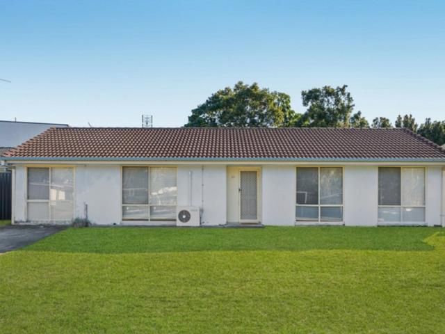 32 Hepworth Street, Arundel QLD