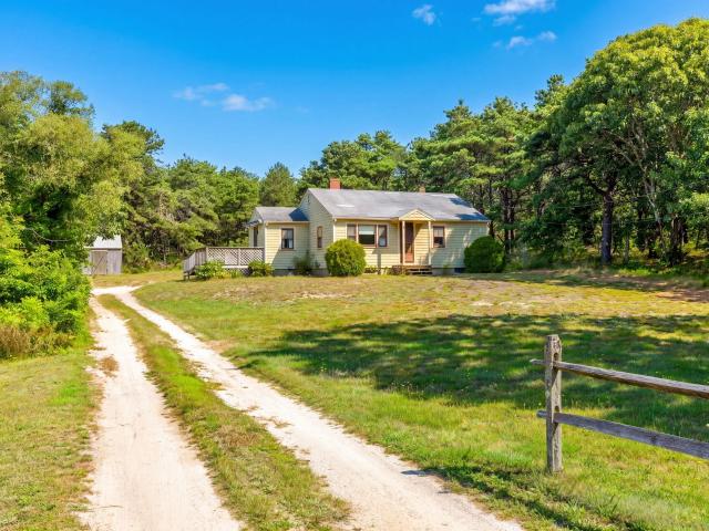 32 Highland Road