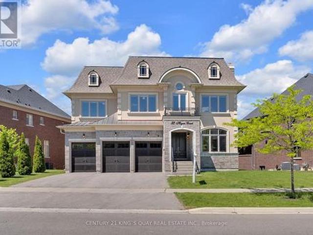 32 Hogan Court, King, ON, L7B 0M1 house for sale | Listing ID N13229 | Royal LePage