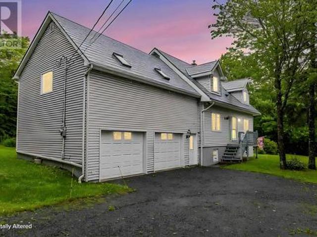 32 Kipawa Crescent, Hammonds Plains, NS, B4B 1N2 house for sale | Listing ID 202618 | Royal LePage