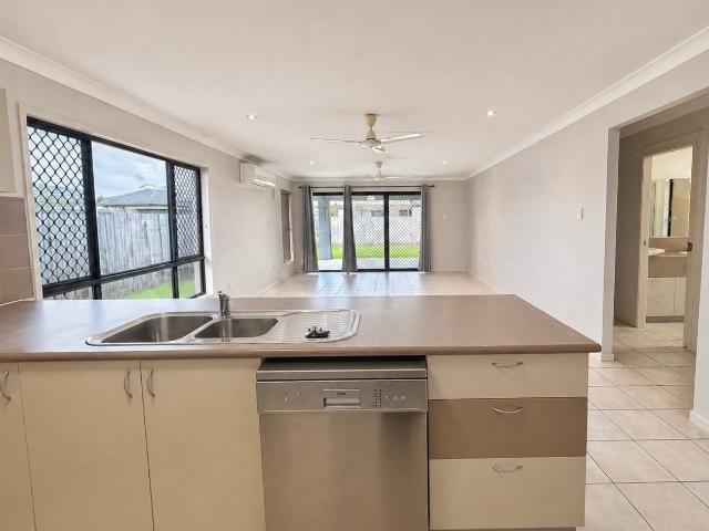 32 Laurie Motti Parade Kirwan, QLD 4817