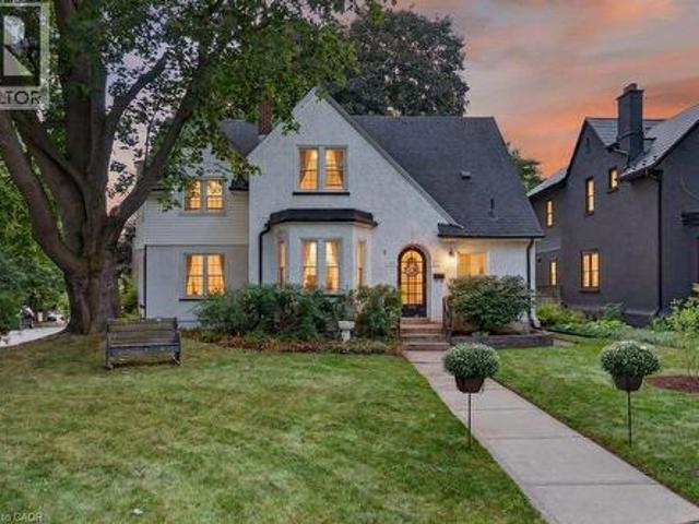 32 Lincoln Avenue, Brantford, ON, N3T 4S7 house for sale | Listing ID 40865 | Royal LePage