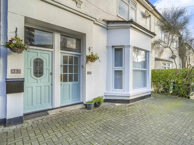32 Lichfield Grove, London, N3 2JH, United Kingdom | 2 bed apartment for rent #137933743 | Rentberry