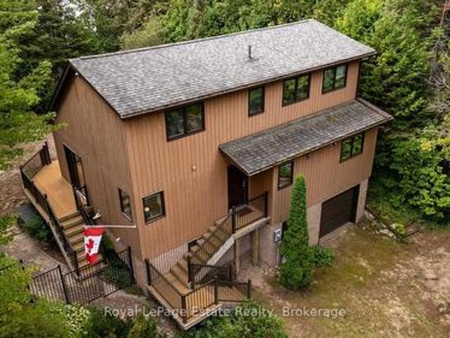32 London Street, South Bruce Peninsula, ON, N0H 2G0 house for sale | Listing ID X13697 | Royal LePage