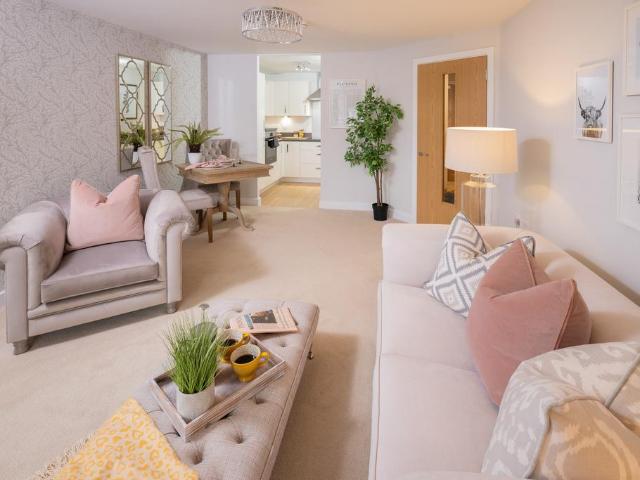 32 London Rd, Dorchester DT1 1 bed retirement property to rent £2,160 pcm £498 pw
