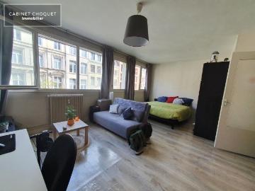 2 GRAND STUDIO + CAVE EN RESIDENCE SECURISEE A LOUER LILLE CENTRE GARES 694 € charges comprises par mois 32 m