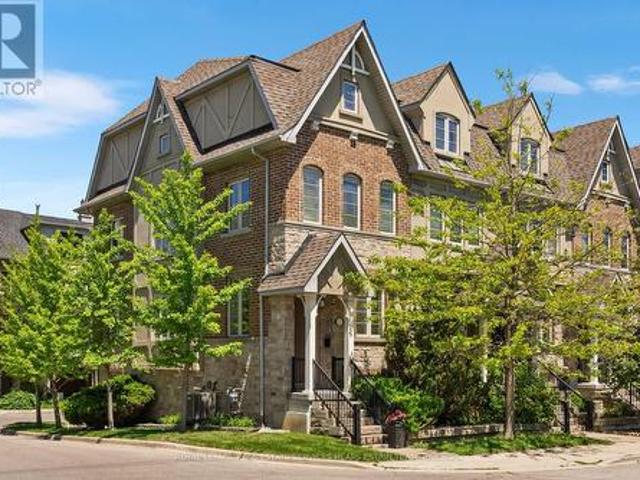 32 Mendota Road, Toronto, ON, M8Y 1E8 house for sale | Listing ID W13569 | Royal LePage