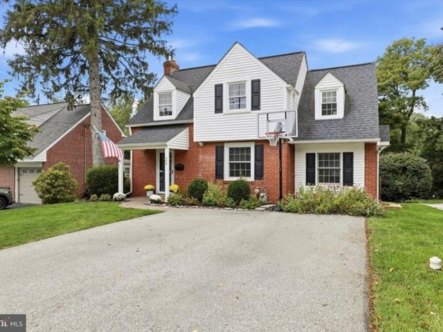 32 Moreland Rd, Paoli, PA 19301