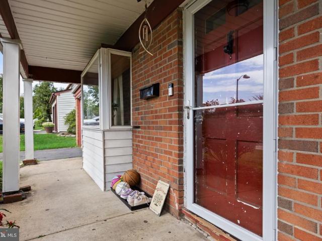 32 Nimitz Lane