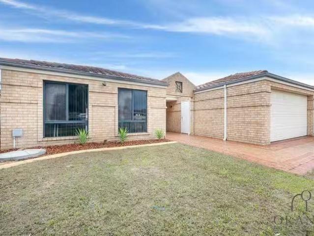 32 Okehampton Road, Warnbro, WA 6169