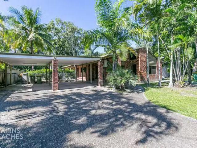 32 Petersen Street, Trinity Beach, QLD 4879
