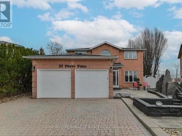 32 Plover Place, Brampton, ON, L6W 4C4 house for sale | Listing ID W13664 | Royal LePage