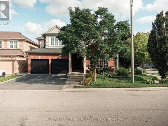 32 Redcastle Street, Brampton, ON, L7A 1Y5 house for sale | Listing ID W13706 | Royal LePage