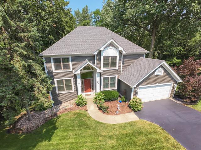 32 Riverbend Road