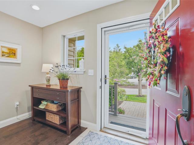 32 Rolling Ridge Road