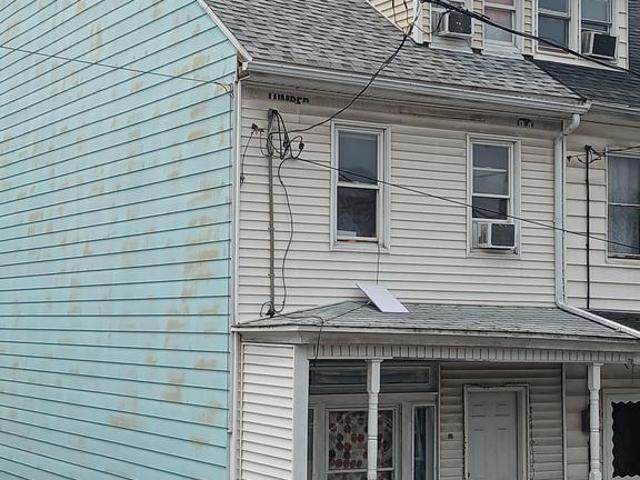 32 S Catherine Street