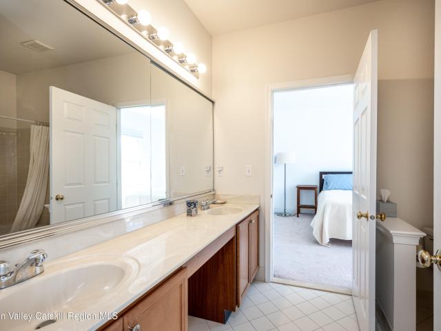 32 Sanford Dr, New Paltz, NY 12561 | MLS #20261