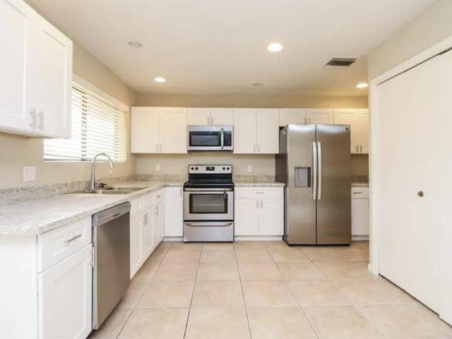 3/2 Single Family Home