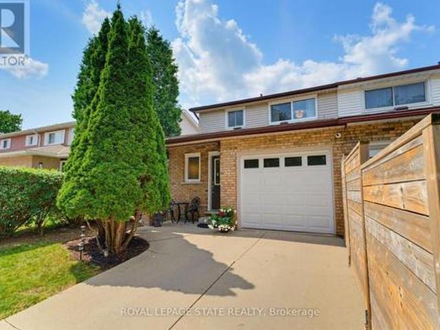 32 Silvervine Drive, Hamilton, ON, L8J 1K2 house for sale | Listing ID X13676 | Royal LePage