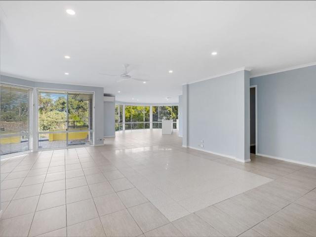 32 Snowgum Drive