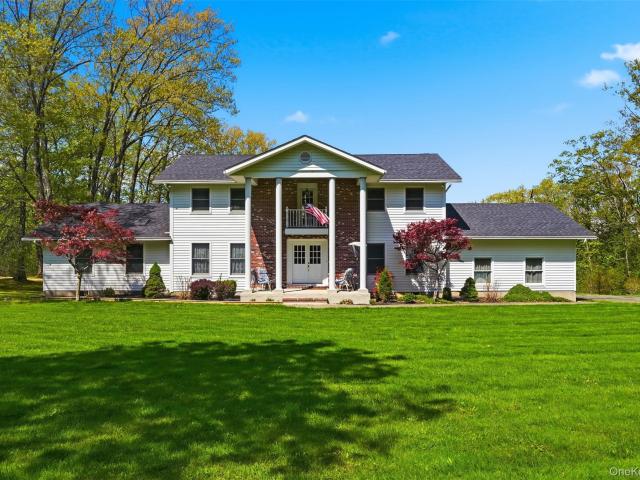32 Sunset Circle