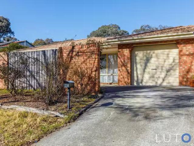 32A Bellchambers Crescent, Banks, ACT 2906