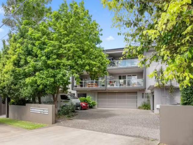 3/2A White Street, EVERTON PARK, QLD 4053 Unit for Rent
