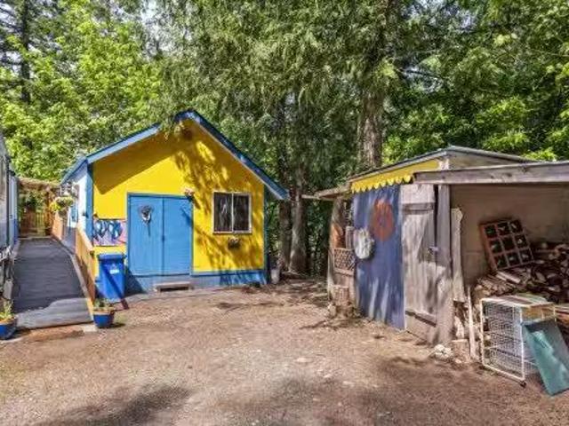 32C 1120 Shawnigan Mill Bay Rd, Mill Bay, BC, V8H 1G8 house.