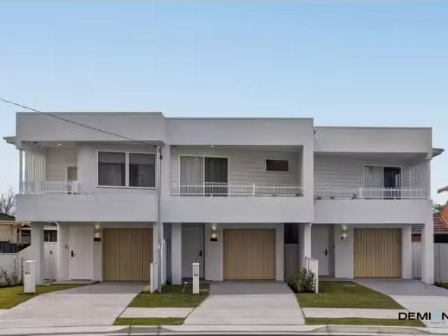 32c Franklin Road, Chipping Norton House for rent Listed by D.
