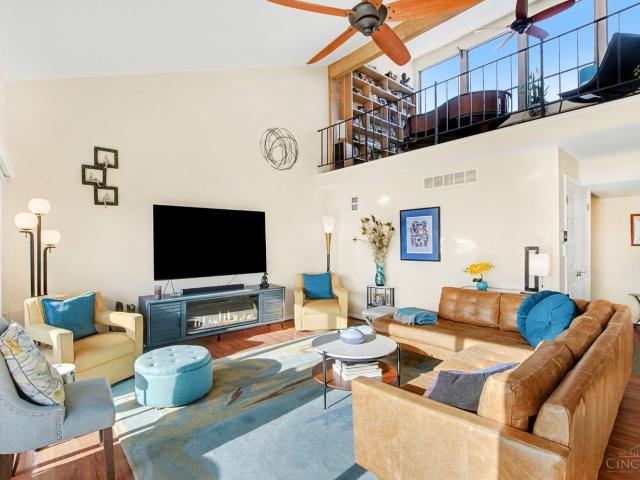 3304 Columbia Parkway