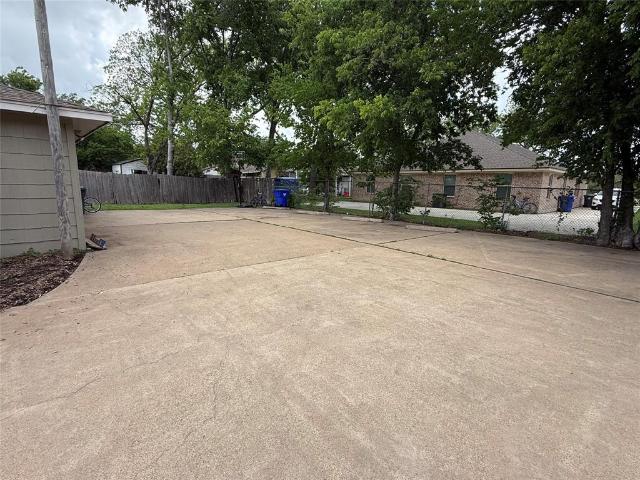 3305 Alta Vista Drive